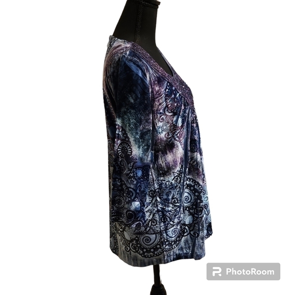 One World Velour Scoop Neck Purple & Blue Bling Top 97% Polyester Size M - Picture 6 of 10
